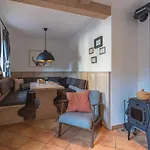 Dorfchalets & - In Centre Including Free Entry Tauern And Summer Card