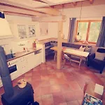 Dorfchalets & - In Centre Including Free Entry Tauern And Summer Card Kaprun