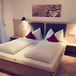 Apartmán Dorfchalets & - In Centre Including Free Entry Tauern And Summer Card *