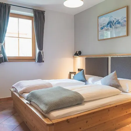 Dorfchalets & - In Centre Including Free Entry Tauern And Summer Card Апартаменты