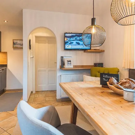 Dorfchalets & - Authentic Experience In Centre Of Including Tauernspa And Summercard Apartment *
