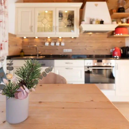 Dorfchalets & - Authentic Experience In Centre Of Including Tauernspa And Summercard Apartment Kaprun