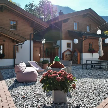 Dorfchalets & - Authentic Experience In Centre Of Including Tauernspa And Summercard Apartment *