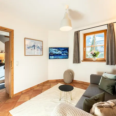 Dorfchalets & - Perfect For Couples - In Centre Including Tauernspa And Summercard * Kaprun