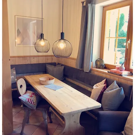 Dorfchalets & - In Centre Including Free Entry Tauern And Summer Card * Kaprun