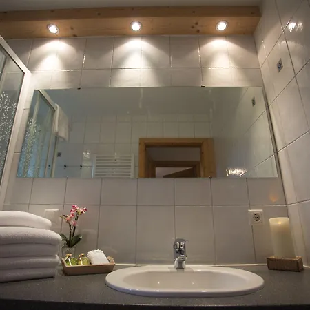 Appartamento Dorfchalets & - In Centre Including Free Entry Tauern And Summer Card Kaprun