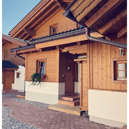 Dorfchalets & - In Centre Including Free Entry Tauern And Summer Card Kaprun