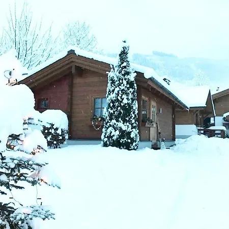 Dorfchalets & - In Centre Including Free Entry Tauern And Summer Card カプルーン