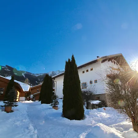 Dorfchalets & - In Centre Including Free Entry Tauern And Summer Card * Капрун