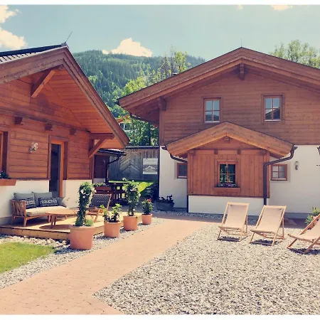 Dorfchalets & - Authentic Experience In Centre Of Including Tauernspa And Summercard * Kaprun