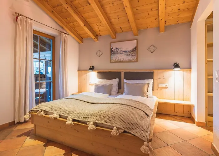 アパート Dorfchalets & - In Centre Including Free Entry Tauern And Summer Card