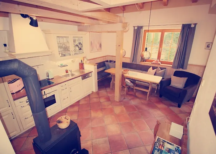 Dorfchalets & - In Centre Including Free Entry Tauern And Summer Card カプルーン