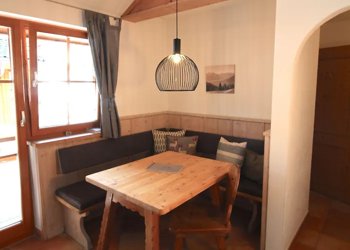 Dorfchalets & - In Centre Including Free Entry Tauern And Summer Card カプルーン