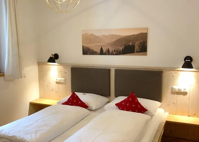 Dorfchalets & - In Centre Including Free Entry Tauern And Summer Card カプルーン