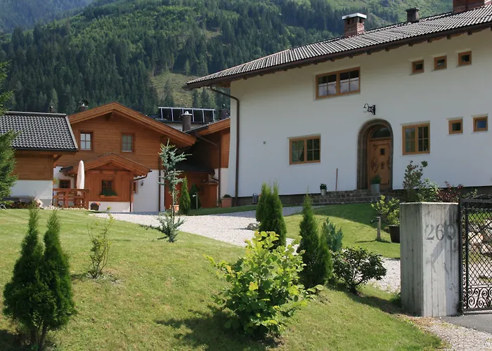 Dorfchalets & - In Centre Including Free Entry Tauern And Summer Card アパート