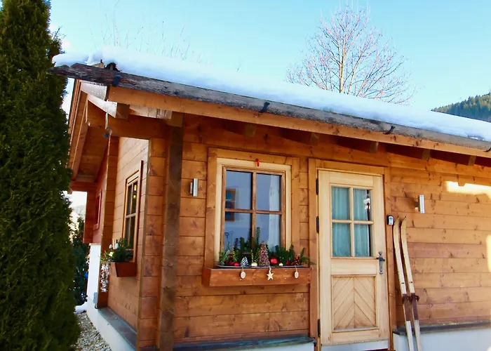 アパート Dorfchalets & - In Centre Including Free Entry Tauern And Summer Card カプルーン