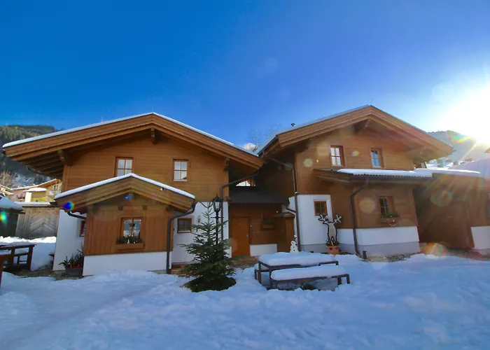 Dorfchalets & - In Centre Including Free Entry Tauern And Summer Card * カプルーン