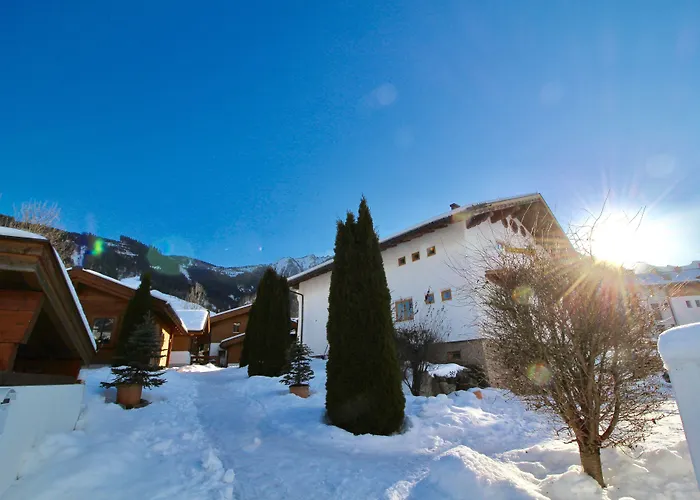 Dorfchalets & - In Centre Including Free Entry Tauern And Summer Card * カプルーン